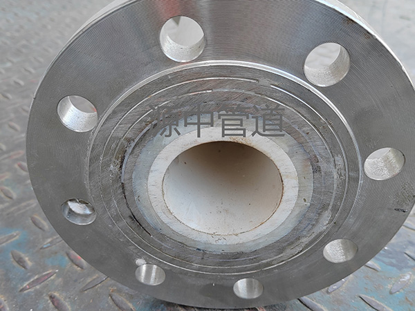 Ceramic-Lined Wear-Resistant Pipe